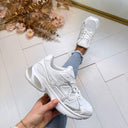 SPORTLICHER SNEAKER 8-262 - WEISS