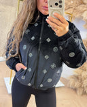 GUESS AMALIA ALLOVER PEONY JACKET V6BL04K6310 - BLACK