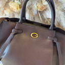 GUESS ALLEGRA GIRLFRIEND BAG BG223706 - BROWN