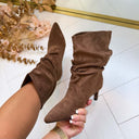 FEINE WILDLEDER-STIEFELETTE MIT ABSATZ DES8032 - BROWN/SUE