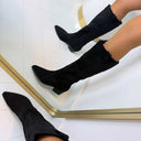 CASUAL SUEDINE LAARS Y2366