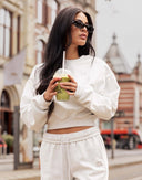 UNIQUE THE LABEL PEGGY CROPPED SWEATER - LIGHTGREY