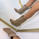 *SALE* ZINA STIEFEL 2501A - BROWN