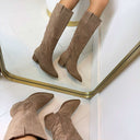 CASUAL SUEDINE LAARS Y2366