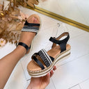 PRETTY PLATEAU-SANDALE JU088