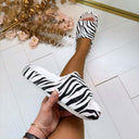 *SALE* ANIMAL SLIPPER 5013-21 - ZEBRA/WHITE