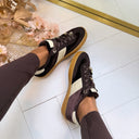 GUESS VELVET SNEAKER FLFN2AFAB12 - BROWN