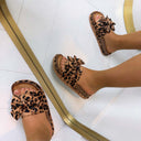 DOPPELSCHLEIFEN-PANTOLETTE 3890 - LEOPARD