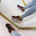 SPORTLICHER SNEAKER 8-262 - BRAUN