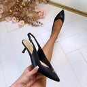 GUESS TRIANGLE LOGO HEEL FLT2CKLEA05 - BLACK