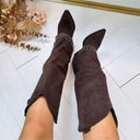 STUDDED COWBOY LAARS 9689A
